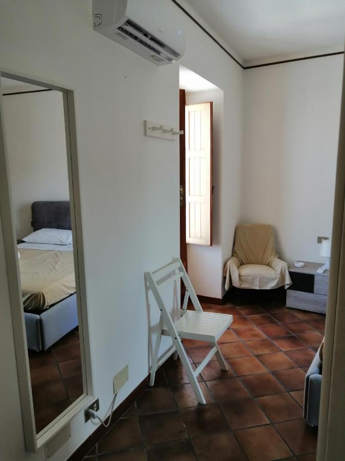 Una Stanza A Cefalu Luaran gambar